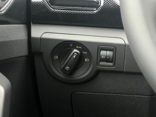 Volkswagen T-Cross Life Edition | 'App-Connect' draadloze smartphone integratie | Achterlichten LED | Afstandscontro... ActivLease financial lease