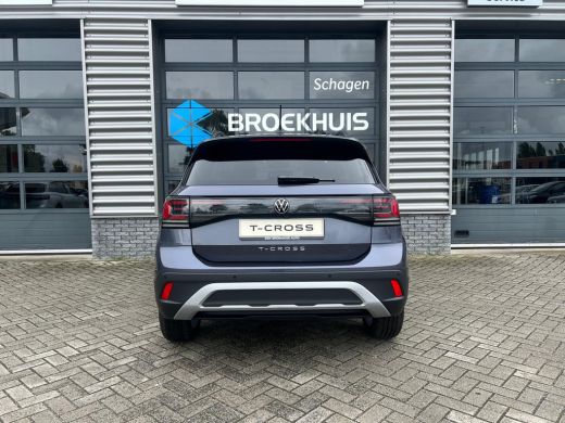 Volkswagen T-Cross Life Edition | 'App-Connect' draadloze smartphone integratie | Achterlichten LED | Afstandscontro... ActivLease financial lease