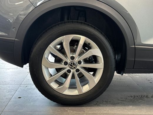 Volkswagen T-Roc 1.0 TSI Life Edition 115PK | Keyless | Led | achteruitrijcamera | Uit voorraad Leverbaar! | achte... ActivLease financial lease