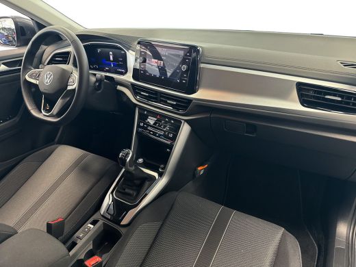 Volkswagen T-Roc 1.0 TSI Life Edition 115PK | Keyless | Led | achteruitrijcamera | Uit voorraad Leverbaar! | achte... ActivLease financial lease