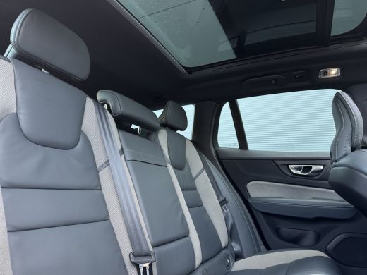 Volvo  V60 2.0 B4 R-Design | Panoramadak | Harman/Kardon | Camera | Pilot Assist | ActivLease financial lease