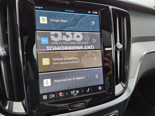 Volvo  V60 2.0 T6 Plug-in hybrid AWD Plus Dark ActivLease financial lease