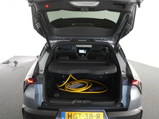 Alfa Romeo Junior Elettrica Speciale 54 kWh 156pk | Vol-Leder | Elektr. Stoelen | Techno Pack | Adaptive Cruise | L... ActivLease financial lease