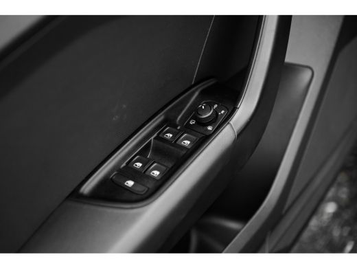 Audi A1 Sportback Sportback 25 TFSI S edition ActivLease financial lease