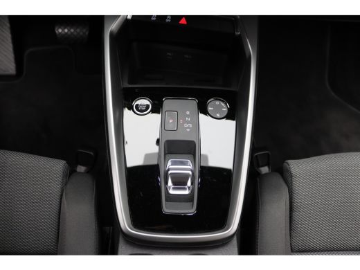 Audi A3 Sportback 30 TFSI Business edition | Aluminium delen exterieur | Apple Carplay/Android Auto|telef... ActivLease financial lease
