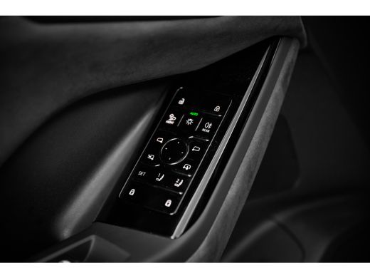 Audi Q6 e-tron S edition 100 kWh | Luchtvering | Panoramdak | 21" | ACC | ActivLease financial lease