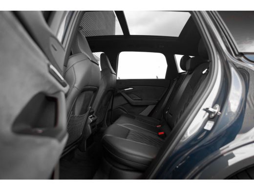 Audi Q6 e-tron S edition 100 kWh | Luchtvering | Panoramdak | 21" | ACC | ActivLease financial lease