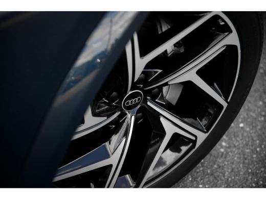 Audi Q6 e-tron S edition 100 kWh | Luchtvering | Panoramdak | 21" | ACC | ActivLease financial lease