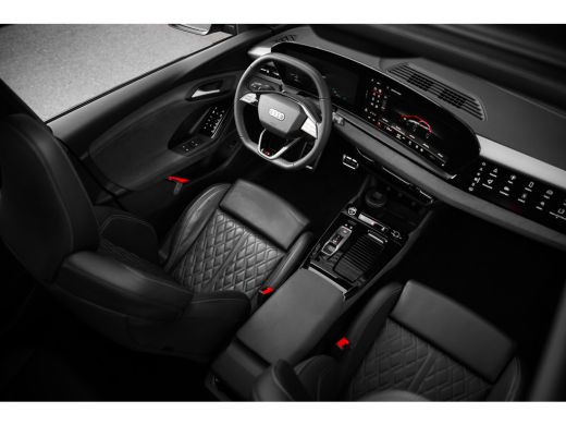 Audi Q6 e-tron S edition 100 kWh | Luchtvering | Panoramdak | 21" | ACC | ActivLease financial lease