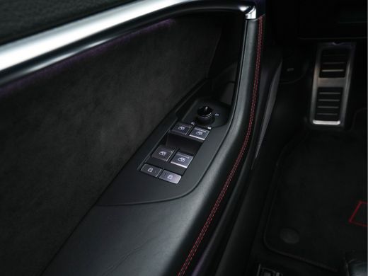 Audi RS6 Avant TFSI Quattro ! FULL-OPTIONS ! (INCL-BTW) Aut. *CERAMIC-BREAKS | VALCONA-LUXURY-LEATHER | HE... ActivLease financial lease