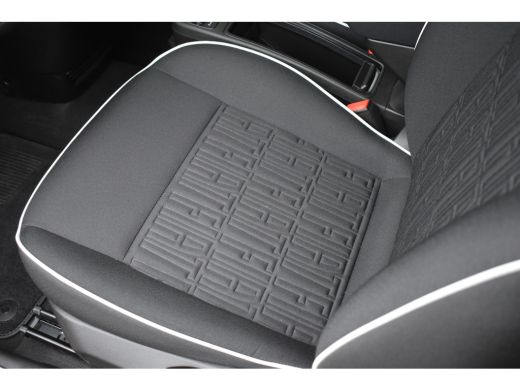 Fiat 500e 42kWh 3 Fase | Comfort + Style Pack | Navigatie | Stoelverwarming | Dodehoek-Detectie | Achteruit... ActivLease financial lease