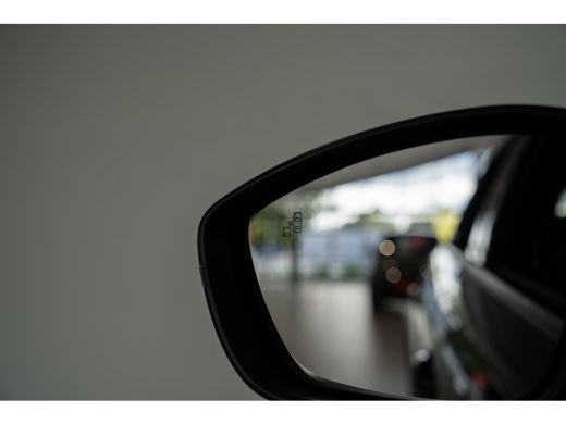 Fiat 600 1.2 Hybrid La Prima | Stoelverwarming | Camera | Navigatie | Parkeersensoren | Climate Controle |... ActivLease financial lease