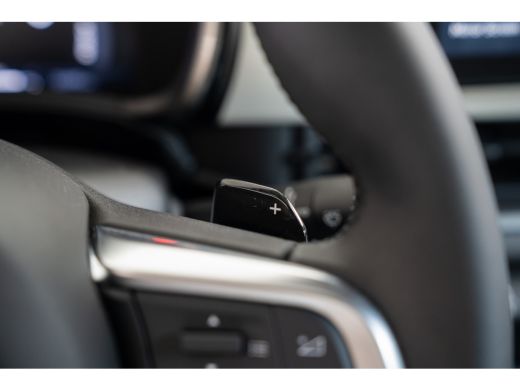 Fiat 600 1.2 Hybrid La Prima | Stoelverwarming | Camera | Navigatie | Parkeersensoren | Climate Controle |... ActivLease financial lease