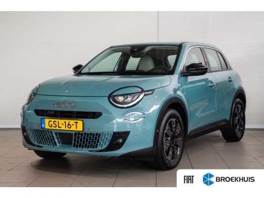 Fiat 600 1.2 Hybrid Urban | Camera | Apple Carplay & Android Auto | Parkeersensoren | Climate Controle | K...