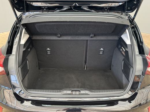 Ford Focus 1.0 EcoBoost Connected | 16-inch stalen velgen | Airco | Apple CarPlay/Android Auto ActivLease financial lease