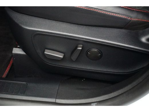 Ford Kuga 2.5 PHEV ST-Line X | Trekhaak | Head-up | Adapt. Cruise | Pano | Apple Carplay ActivLease financial lease