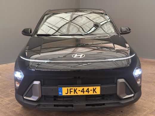 Hyundai Kona 1.0 T-GDI Stoel/Stuurverwarming | Adaptieve Cruise | Camera | Climate | 16" Lichtmetaal | Digitaa... ActivLease financial lease