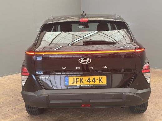 Hyundai Kona 1.0 T-GDI Stoel/Stuurverwarming | Adaptieve Cruise | Camera | Climate | 16" Lichtmetaal | Digitaa... ActivLease financial lease