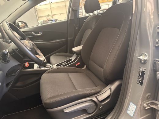 Hyundai Kona 1.0 T-GDI Stuur/Stoelverwarming | Carplay | Parkeersensoren | Camera | Digitaal Dashboard | 16" L... ActivLease financial lease