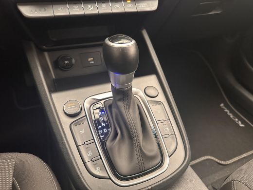 Hyundai Kona 1.0 T-GDI Stuur/Stoelverwarming | Carplay | Parkeersensoren | Camera | Digitaal Dashboard | 16" L... ActivLease financial lease