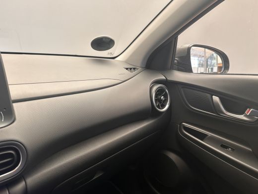 Hyundai Kona 1.0 T-GDI Stuur/Stoelverwarming | Carplay | Parkeersensoren | Camera | Digitaal Dashboard | 16" L... ActivLease financial lease