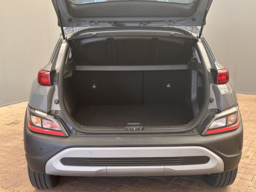 Hyundai Kona 1.0 T-GDI Stuur/Stoelverwarming | Carplay | Parkeersensoren | Camera | Digitaal Dashboard | 16" L... ActivLease financial lease