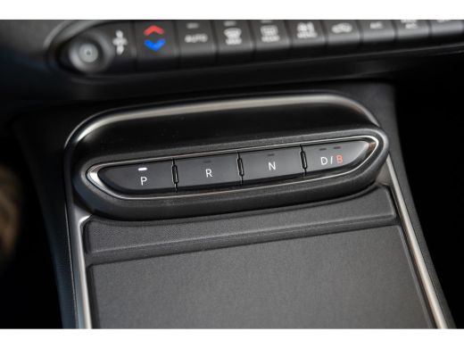 Jeep Avenger Summit 54 kWh | Warmtepomp | Elektrische Achterklep | Camera | Winter pack | Keyless | Climate Co... ActivLease financial lease