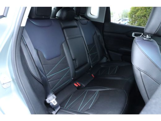 Jeep Compass 1.5T e-Hybrid Upland | Airco (automatisch) | Lichtmetalen velgen 19" | Navigatiesysteem full map ActivLease financial lease