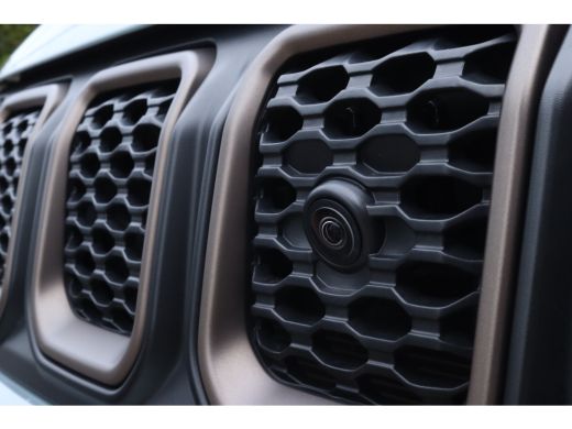 Jeep Compass 1.5T e-Hybrid Upland | Airco (automatisch) | Lichtmetalen velgen 19" | Navigatiesysteem full map ActivLease financial lease