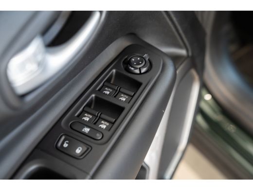 Jeep Renegade 4xe 240 Plug-in Hybrid Electric The North Star | Panoramadak | Stoelverwarming | Camera | Climate... ActivLease financial lease