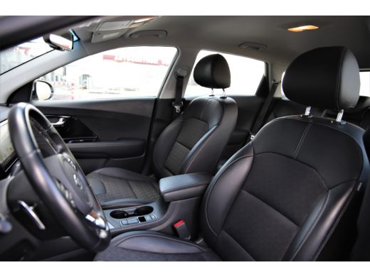 Kia Niro 1.6 GDi Hybrid DynamicLine/ Adaptive cruise/Trekhaak ActivLease financial lease