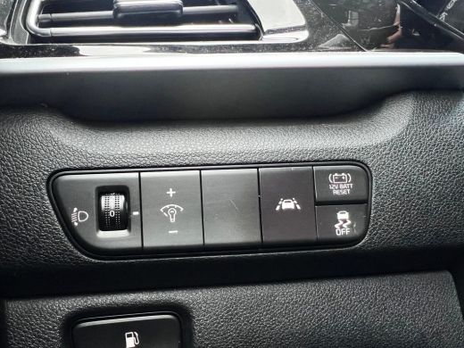 Kia Niro 1.6 GDi Hybrid DynamicLine/ Adaptive cruise/Trekhaak ActivLease financial lease