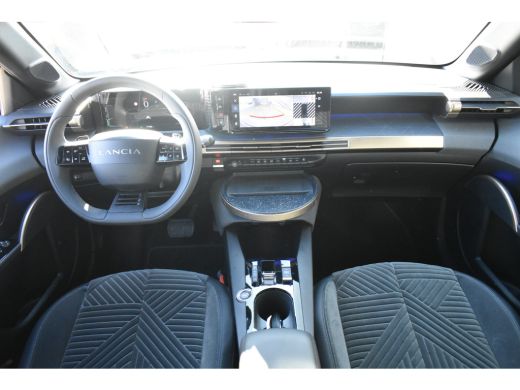 Lancia Ypsilon 1.2 Turbo Hybrid LX Automaat | Navigatie SALA | Alcantara | Adaptive Cruise | Achteruitrijcamera ... ActivLease financial lease