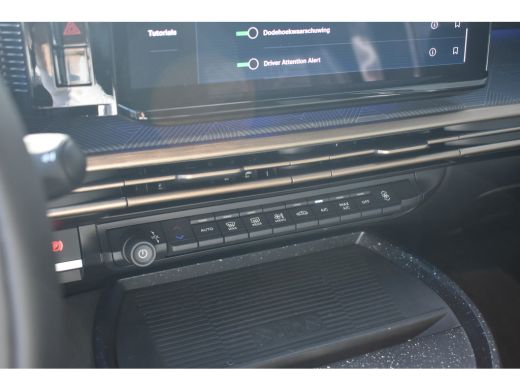 Lancia Ypsilon 1.2 Turbo Hybrid LX Automaat | Navigatie SALA | Alcantara | Adaptive Cruise | Achteruitrijcamera ... ActivLease financial lease