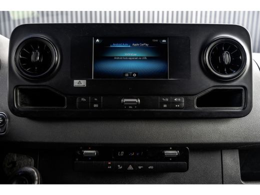 Mercedes-Benz Sprinter 311 CDI | L2H2 | Camera | CarPlay | Climate | Inrichting | Omvormer | Oprijplaat | Euro 6 ActivLease financial lease
