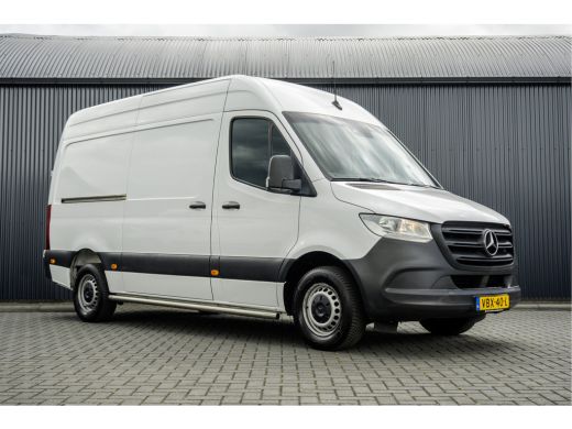 Mercedes-Benz Sprinter 311 CDI | L2H2 | Camera | CarPlay | Climate | Inrichting | Omvormer | Oprijplaat | Euro 6 ActivLease financial lease