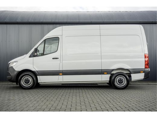 Mercedes-Benz Sprinter 311 CDI | L2H2 | Camera | CarPlay | Climate | Inrichting | Omvormer | Oprijplaat | Euro 6 ActivLease financial lease