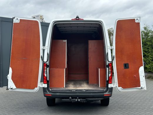 Mercedes-Benz Sprinter 316 CDI 164 PK RWD 3.5T / L2H2 / 1e EIG. / 2.8 TONS TREKHAAK / INRICHTING / AIRCO / CRUISE / NAVI... ActivLease financial lease