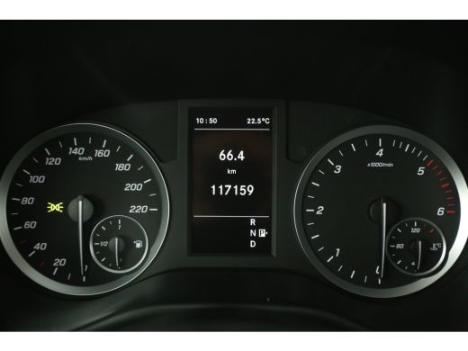 Mercedes-Benz Vito 114 CDI Lang | Automaat | DC | 5-Zits | Airco | Camera | Cruise | Carplay | PDC | Trekhaak | 17"LMV ActivLease financial lease