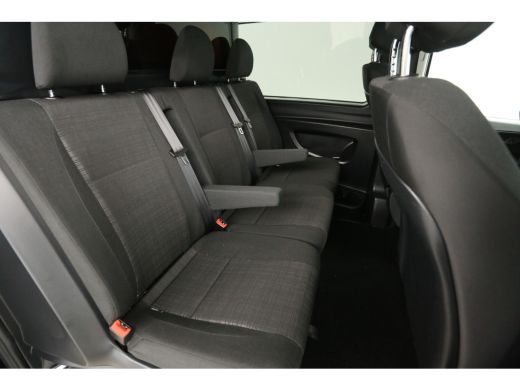 Mercedes-Benz Vito 114 CDI Lang | Automaat | DC | 5-Zits | Airco | Camera | Cruise | Carplay | PDC | Trekhaak | 17"LMV ActivLease financial lease