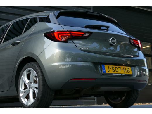 Opel Astra 1.2 TURBO 130PK 5-DRS LAUNCH ELEGANCE / NAVI / LED / CLIMA / PDC / 17"LMV / CAMERA / AGR / WINTER... ActivLease financial lease