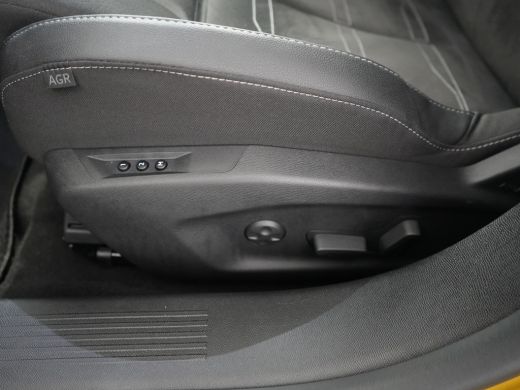 Opel Astra 1.2 Turbo Hybrid Level 4 Ultimate 136pk e-DSC AUTOMAAT | ADAPTIVE CRUISE CONTROL | PANORAMA DAK |... ActivLease financial lease