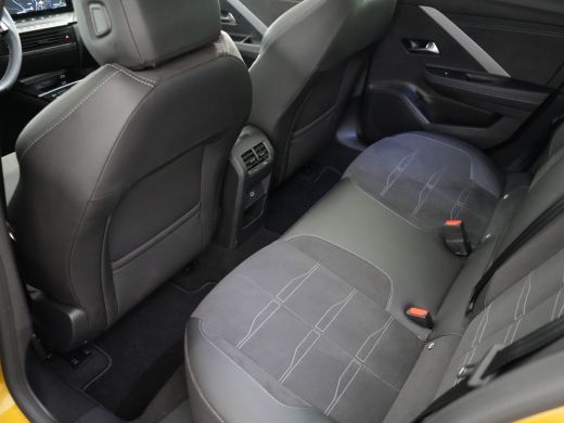 Opel Astra 1.2 Turbo Hybrid Level 4 Ultimate 136pk e-DSC AUTOMAAT | ADAPTIVE CRUISE CONTROL | PANORAMA DAK |... ActivLease financial lease