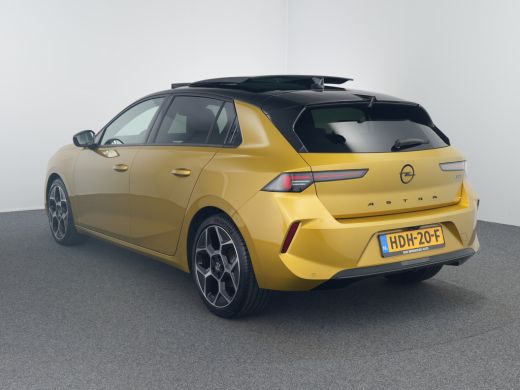 Opel Astra 1.2 Turbo Hybrid Level 4 Ultimate 136pk e-DSC AUTOMAAT | ADAPTIVE CRUISE CONTROL | PANORAMA DAK |... ActivLease financial lease