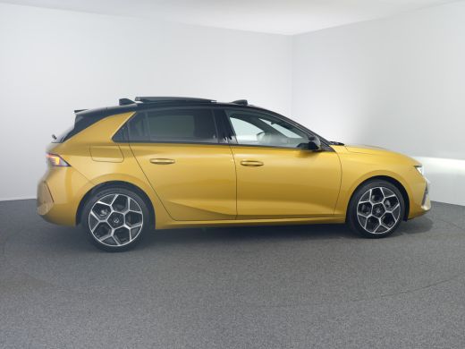 Opel Astra 1.2 Turbo Hybrid Level 4 Ultimate 136pk e-DSC AUTOMAAT | ADAPTIVE CRUISE CONTROL | PANORAMA DAK |... ActivLease financial lease