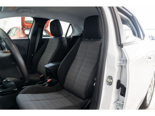Opel Corsa 1.2 Edition | Apple Carplay & Android Auto | Parkeersensoren | Stuurverwraming | Airco | Cruise C... ActivLease financial lease