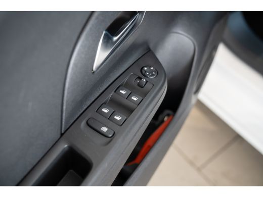 Opel Corsa 1.2 Edition | Apple Carplay & Android Auto | Parkeersensoren | Stuurverwraming | Airco | Cruise C... ActivLease financial lease