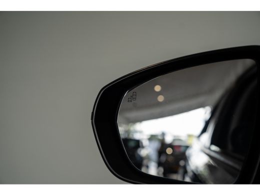 Opel Grandland X 1.2 Turbo Innovation | Trekhaak | Camera | Parkeersensoren | Navigatie | Apple Carplay & Android ... ActivLease financial lease
