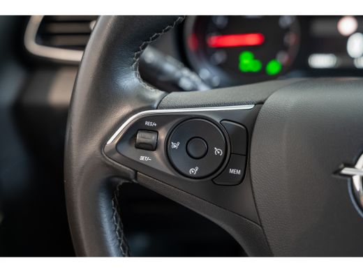 Opel Grandland X 1.2 Turbo Innovation | Trekhaak | Camera | Parkeersensoren | Navigatie | Apple Carplay & Android ... ActivLease financial lease