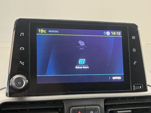 Peugeot Partner 136 L1 50 kWh Groot Scherm | Carplay | Parkeersensoren Achter | Airco | Cruise | Zitplaatsen voor... ActivLease financial lease